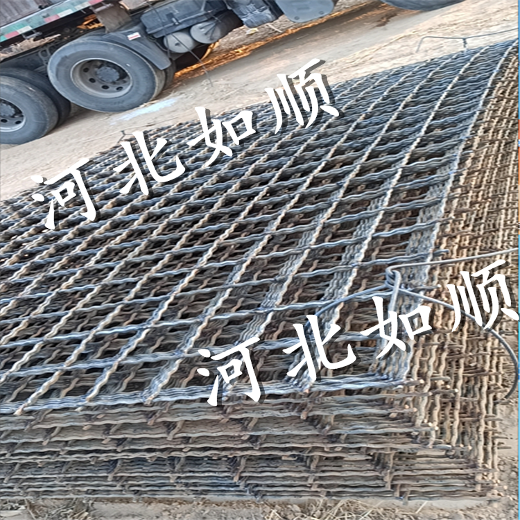 新疆濟寧韓總鋼筋編織焊接網片發貨圖片2
