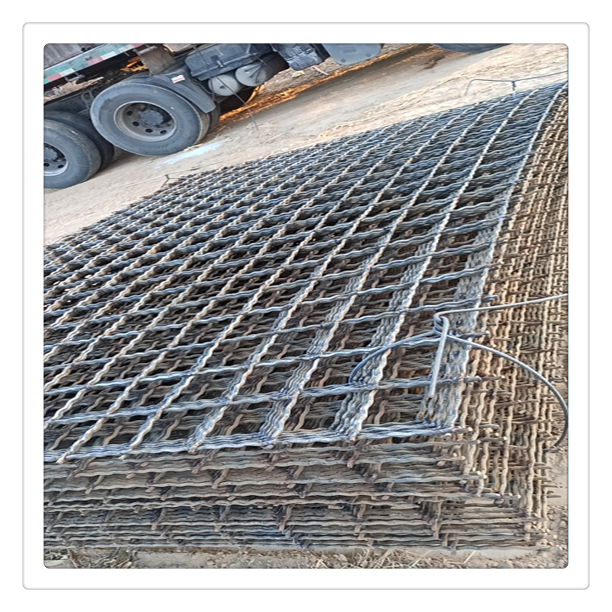 安平鋼筋編織焊接網(wǎng)片軋花編織焊接網(wǎng)圖片2